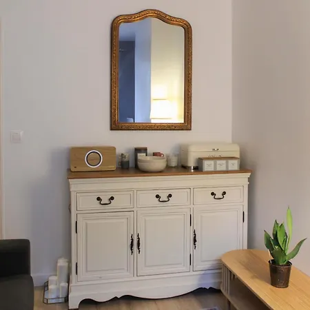 Apartment Cosy 27m In The Heart Of Paris