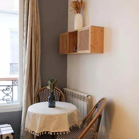 Cosy 27m In The Heart Of Apartment Paris
